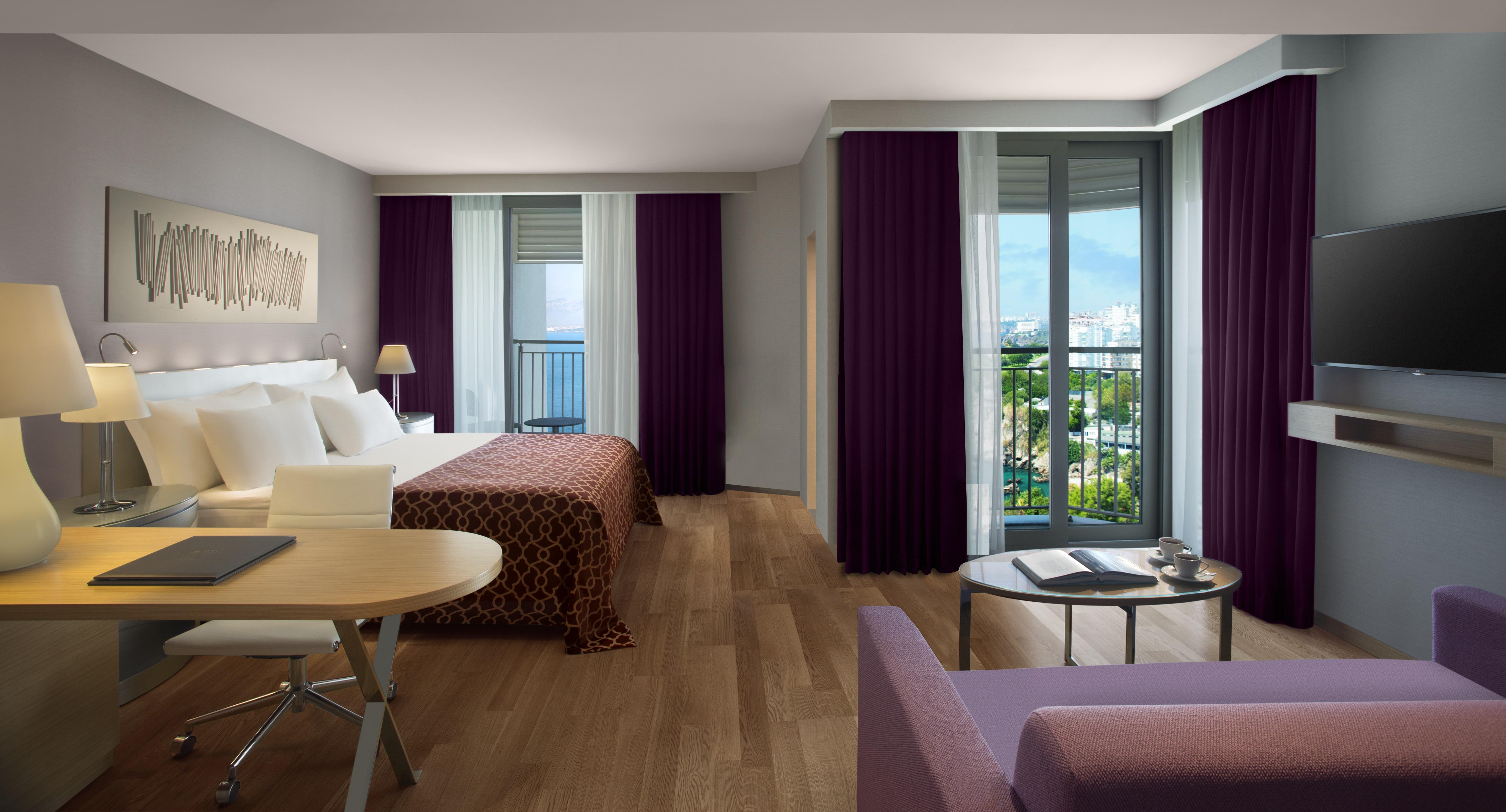 Akra Antalya Hotel Ruang foto A typical hotel room