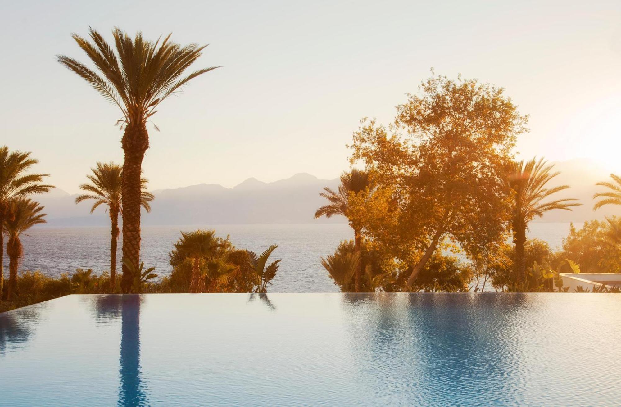 Akra Antalya Hotel Bagian luar foto View of the Dead Sea from the Dead Sea Spa Magdiel